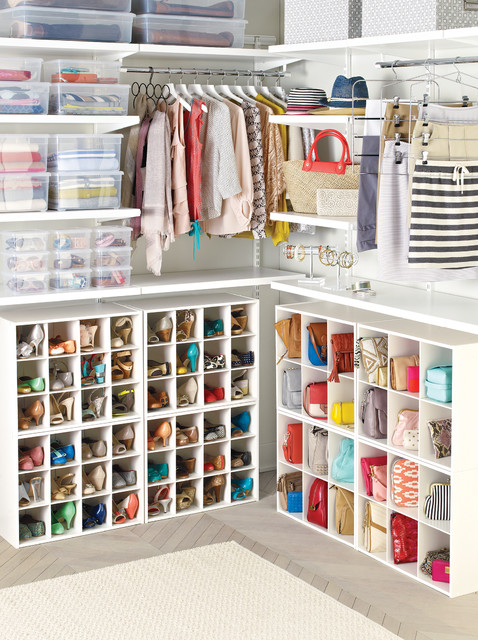 modern-closet-shoes-and-bags-organization