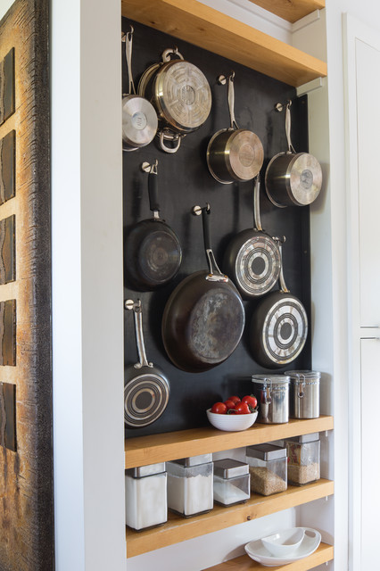 interesting-ideas-for-different-parts-of-the-house-kitchen-wall-pans