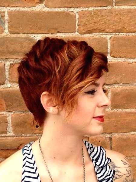 Simple Short Hairstyles for Curly Hair