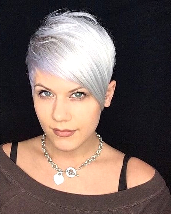 Short Hair Color Ideas for Female, Chic Short Haircut for 2019