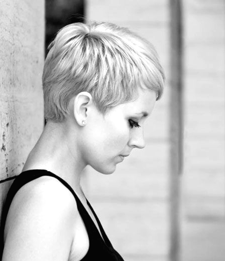 Beautiful Layered Pixie Cut for Fine Hair
