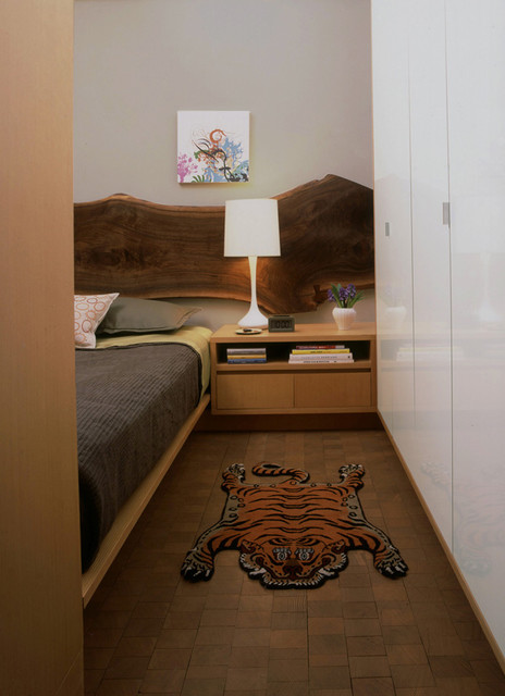 mood-wood-in-your-home-modern-bedroom-headboard