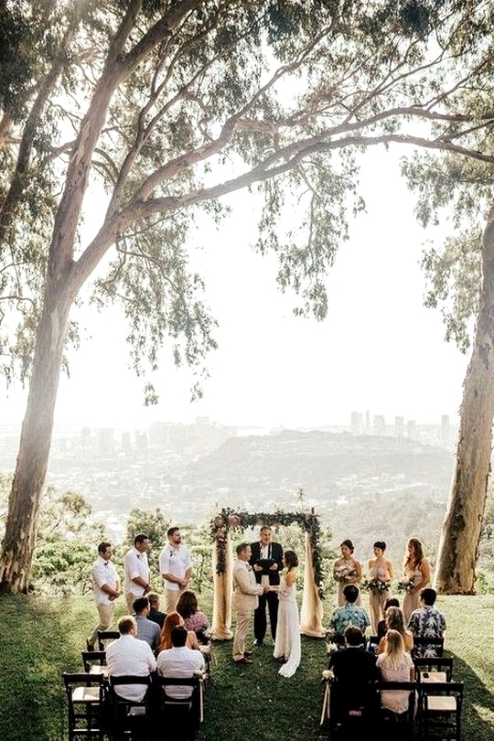 small outdoor wedding ceremony ideas