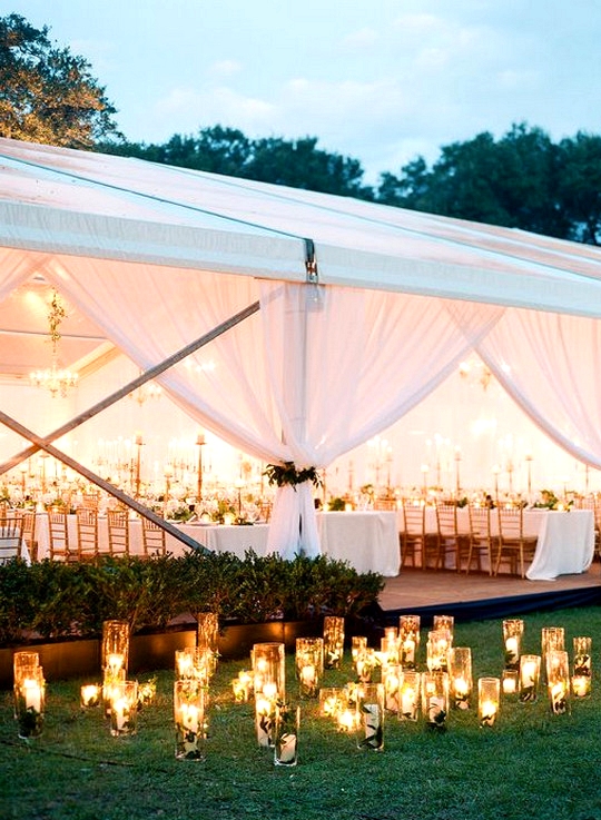 tented wedding decoration ideas with candles and lights