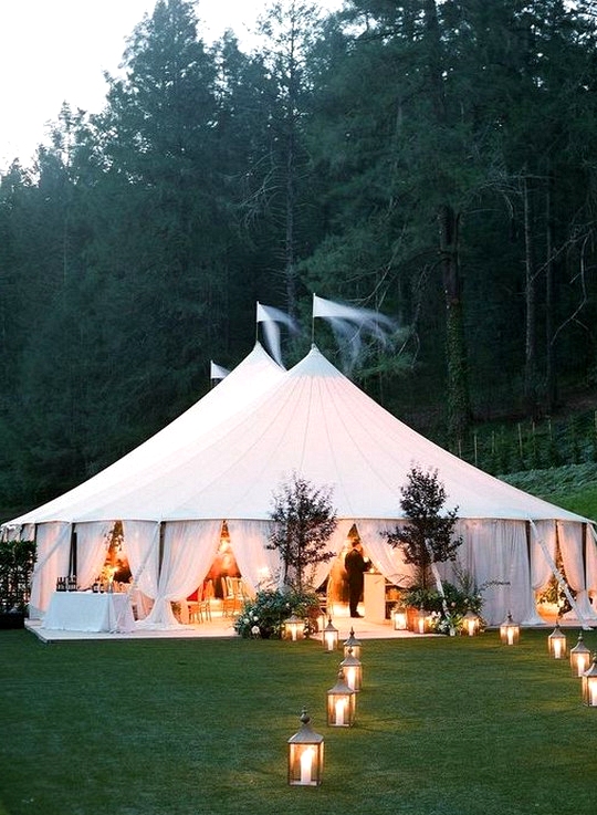 outdoor wedding lighting ideas for tented wedding