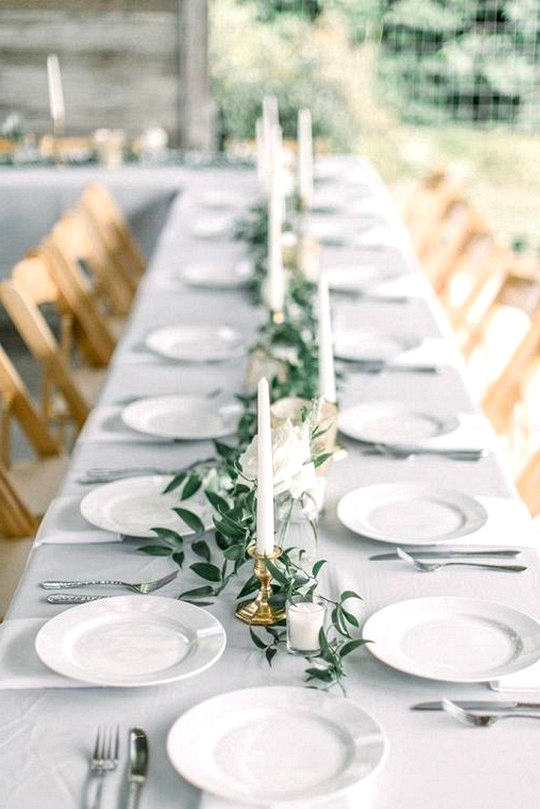 modern chic simple wedding table setting ideas