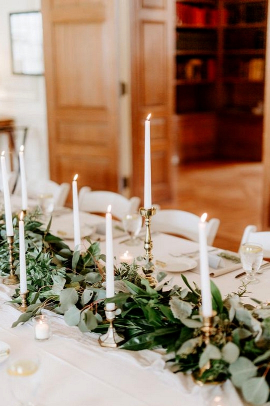vintage wedding centerpiece ideas with greenery and candles