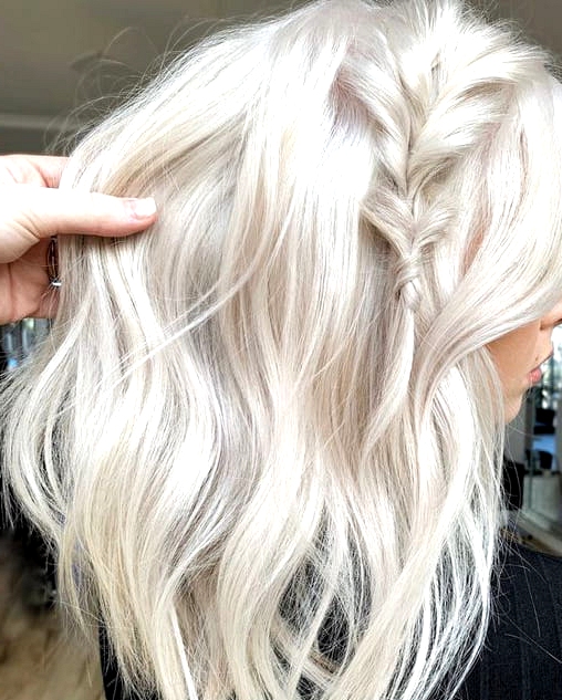 20 Shades of Blonde: The Trendiest Blonde Hair List of 2020