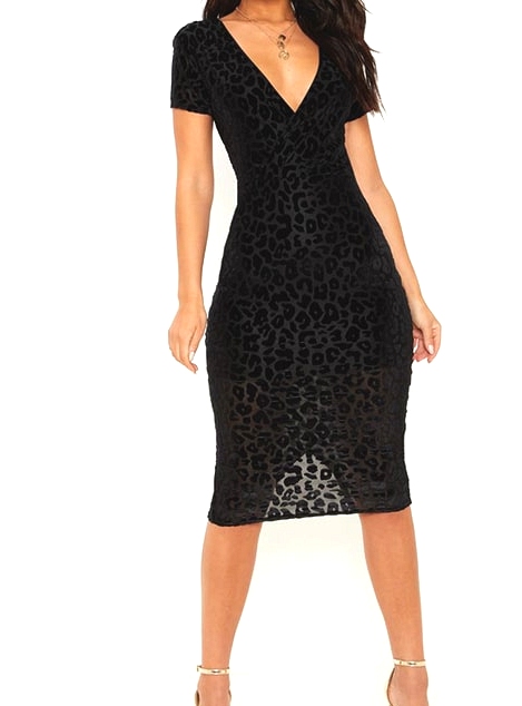 leopard-pattern-midi-sheer-black-dress-new-years-eve-outfit-ideas-min