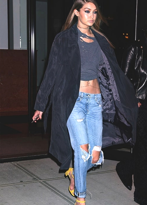 how-to-wear-boyfriend-jeans-gigi-hadid