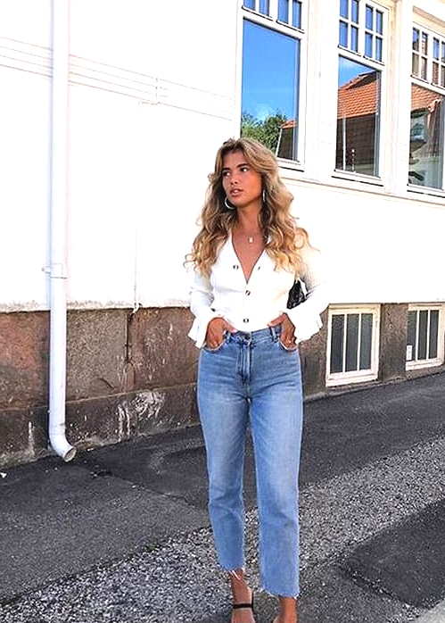 white-button-down-top-boyfriend-jean-outfit-idea