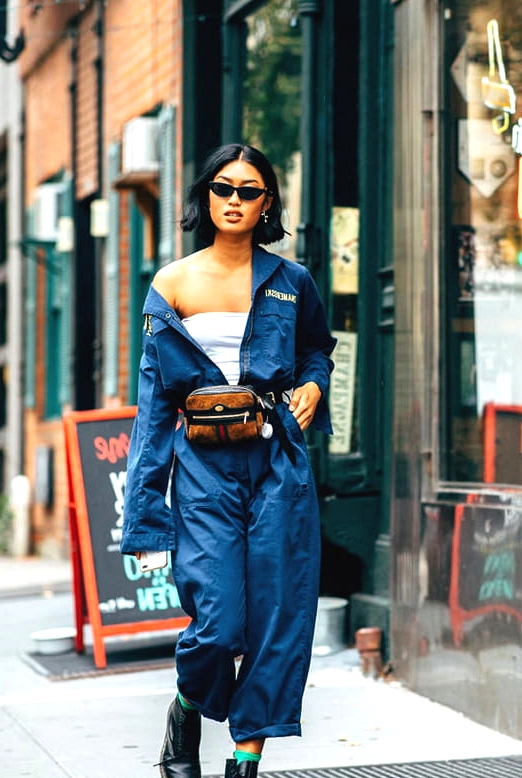 jumpsuit-blue-one-off-the-shoulder-outfit-street-style-in-nyfw-spring-2019-min