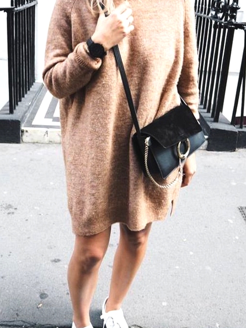 over-size-brown-sweater-for-fall-fashion-white-sneakers