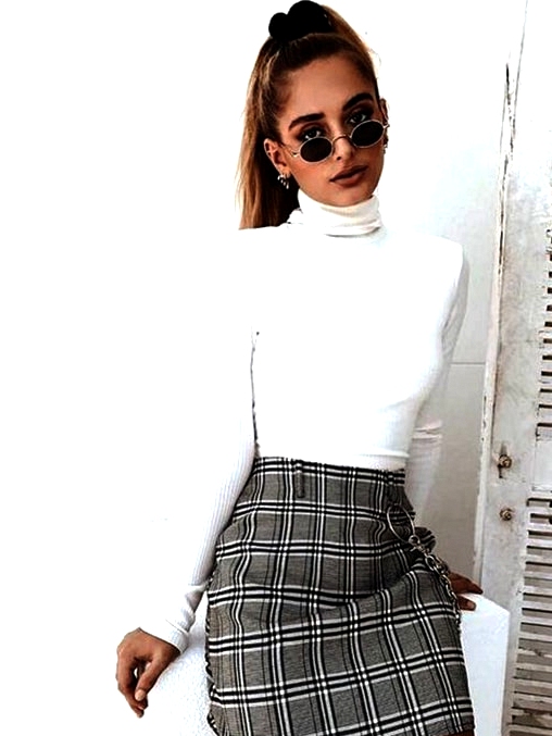 white-turtleneck-sweater-plaid-skirt-trend-fall-for-school