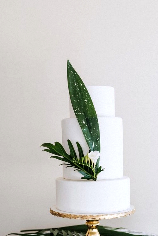 simple elegant tropical wedding cake