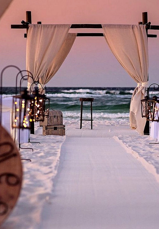 romantic beach wedding ceremony decoration ideas