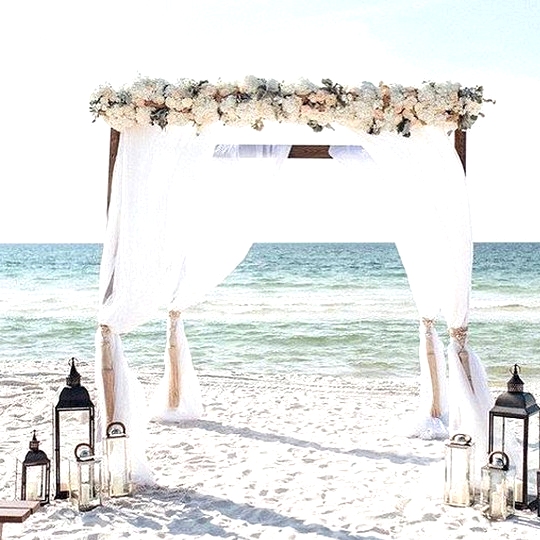 beach wedding alter ideas with lanterns