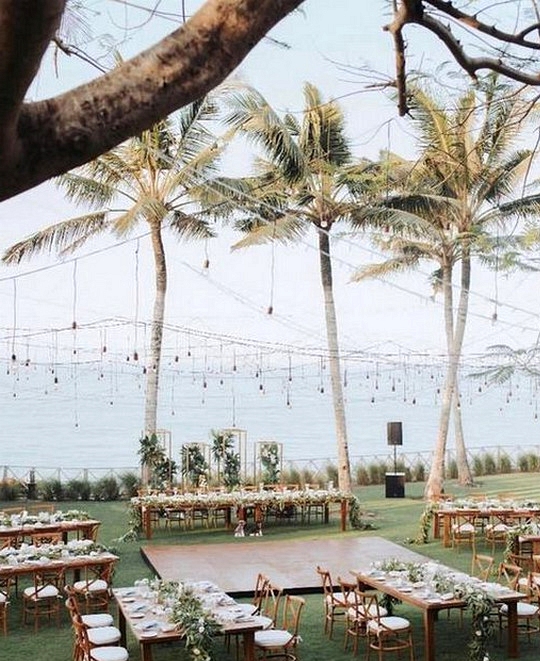 chic beach wedding reception ideas