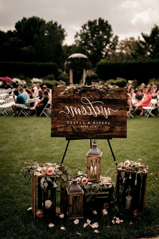 outdoor wedding sign decoration ideas