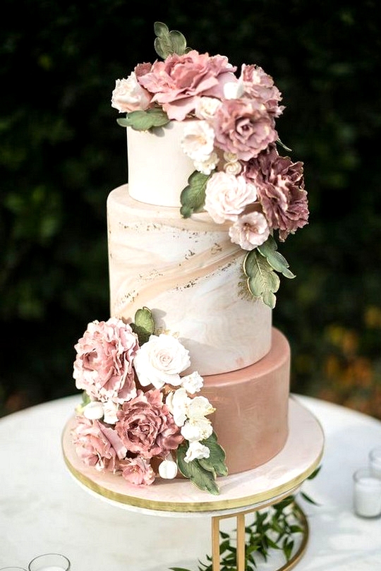 dusty rose and sage wedding cake