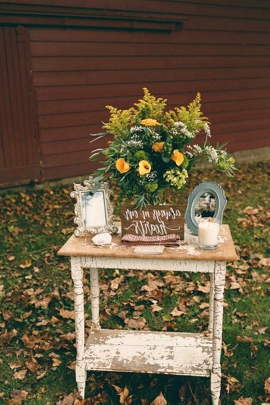 outdoor fall wedding memorial table ideas