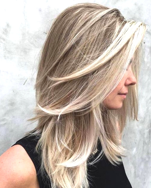 70 The Best Modern Haircuts & Hair Colors For Women Over 30