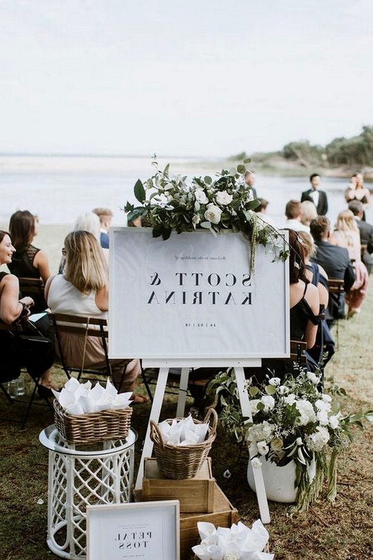 outdoor wedding welcome sign idesa