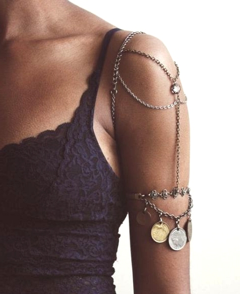 *Stunning Arm Jewelry That Will Glam Up Your Outfit