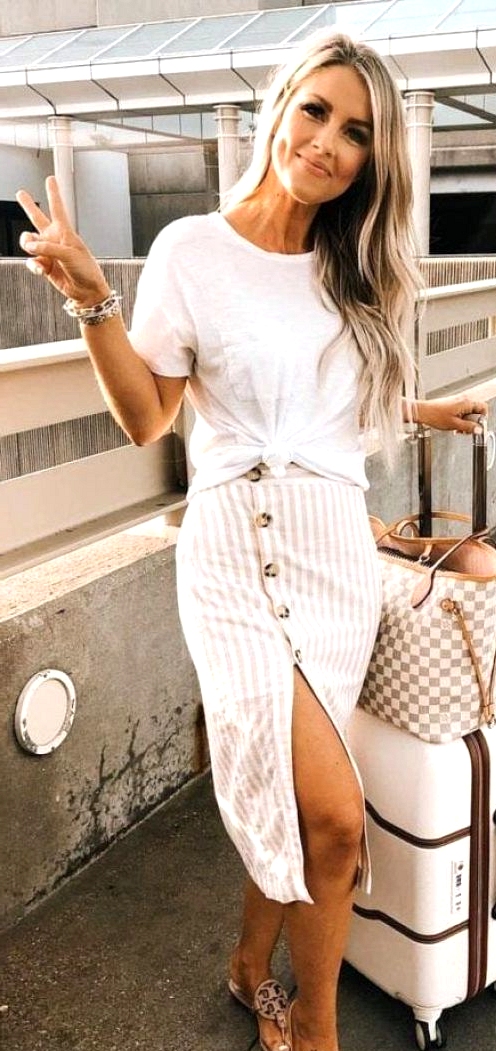 *Stylish Summer Travel Outfits To Pack For Your Upcoming Trip