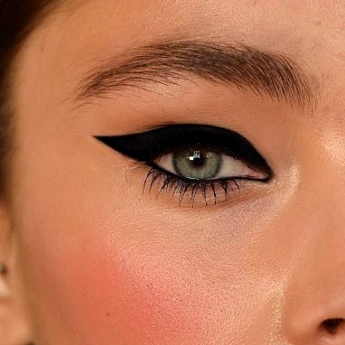 15 Fun Makeup Looks To Try If You're Bored In Quarantine