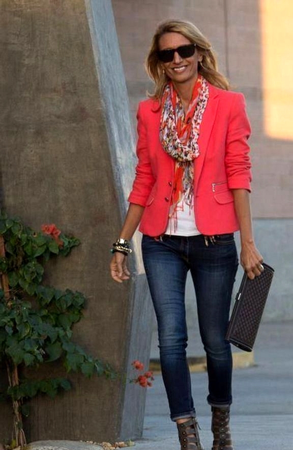 25 Formal Spring Work Outfits For Girls Over 40