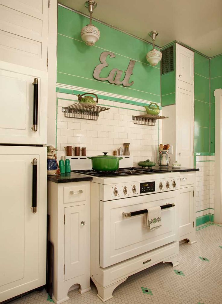 Kitchen Decor with Retro Touch