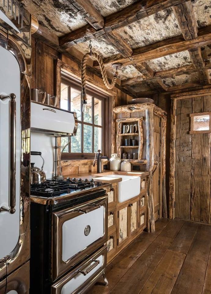 Cabin in The Wood Kitchen