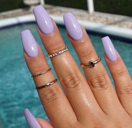 10 Fall Nails Colors That Will Enhance Your Manicures