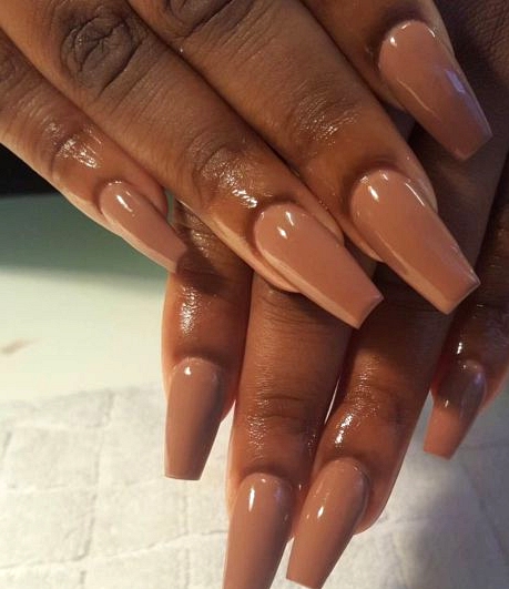 10 Fall Nails Colors That Will Enhance Your Manicures