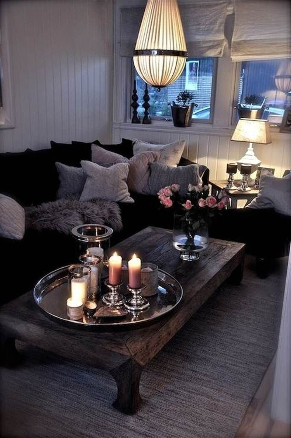 Dark and romantic rooms