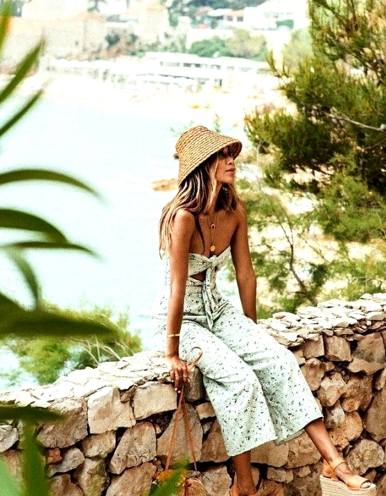 22 Finest Spring-Summer time Trip Outfits to Excellent Your Journey Fashion