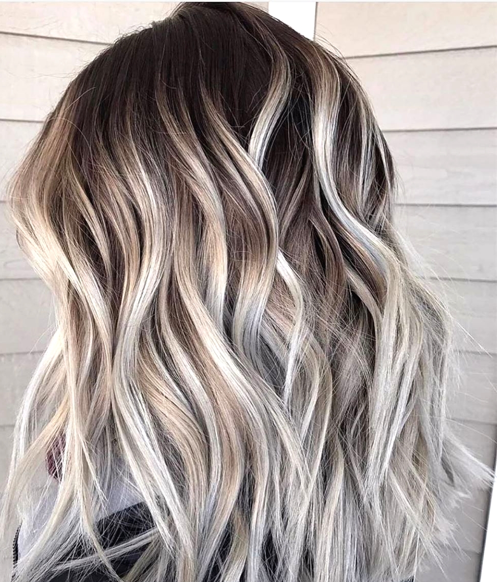 Stylish Ombre Hairstyles for Medium Length Hair - Ombre Hair Color Ideas