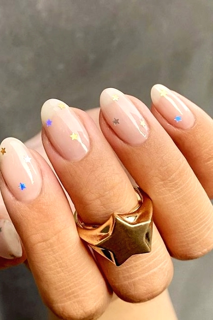 30 Unique Star Nail Art Ideas to Add Sparkle to Your Manicure