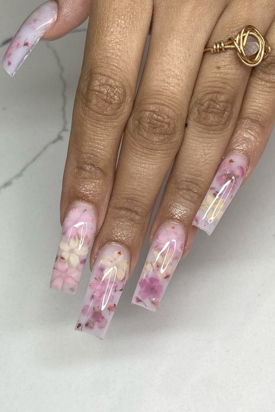 20 Beautiful and Inspiring Milk Bath Nail Designs with Florals