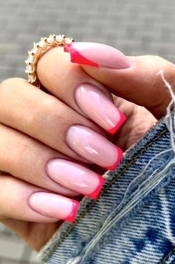 40 Classy and Eye-Cathing Neon French Tip Nail Designs