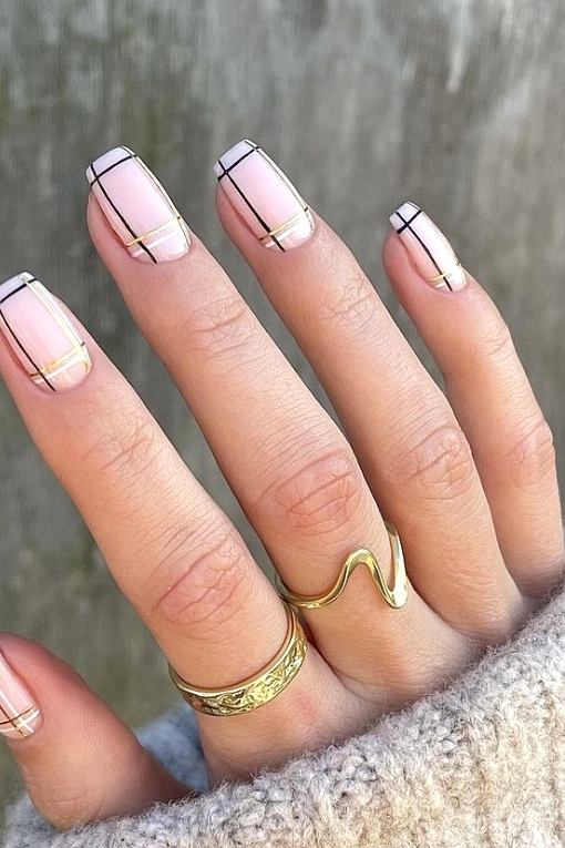 40 Best Plaid Nail Designs For The Ultimate Preppy Style