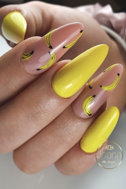 30 Adorable Banana Nail Art Ideas to Try This Summer